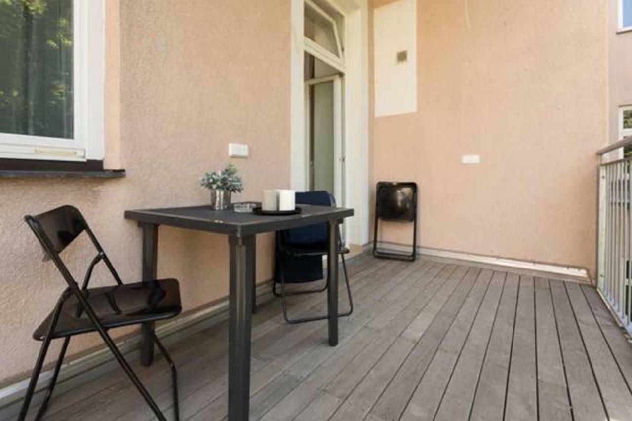 Spacious Station Apartament